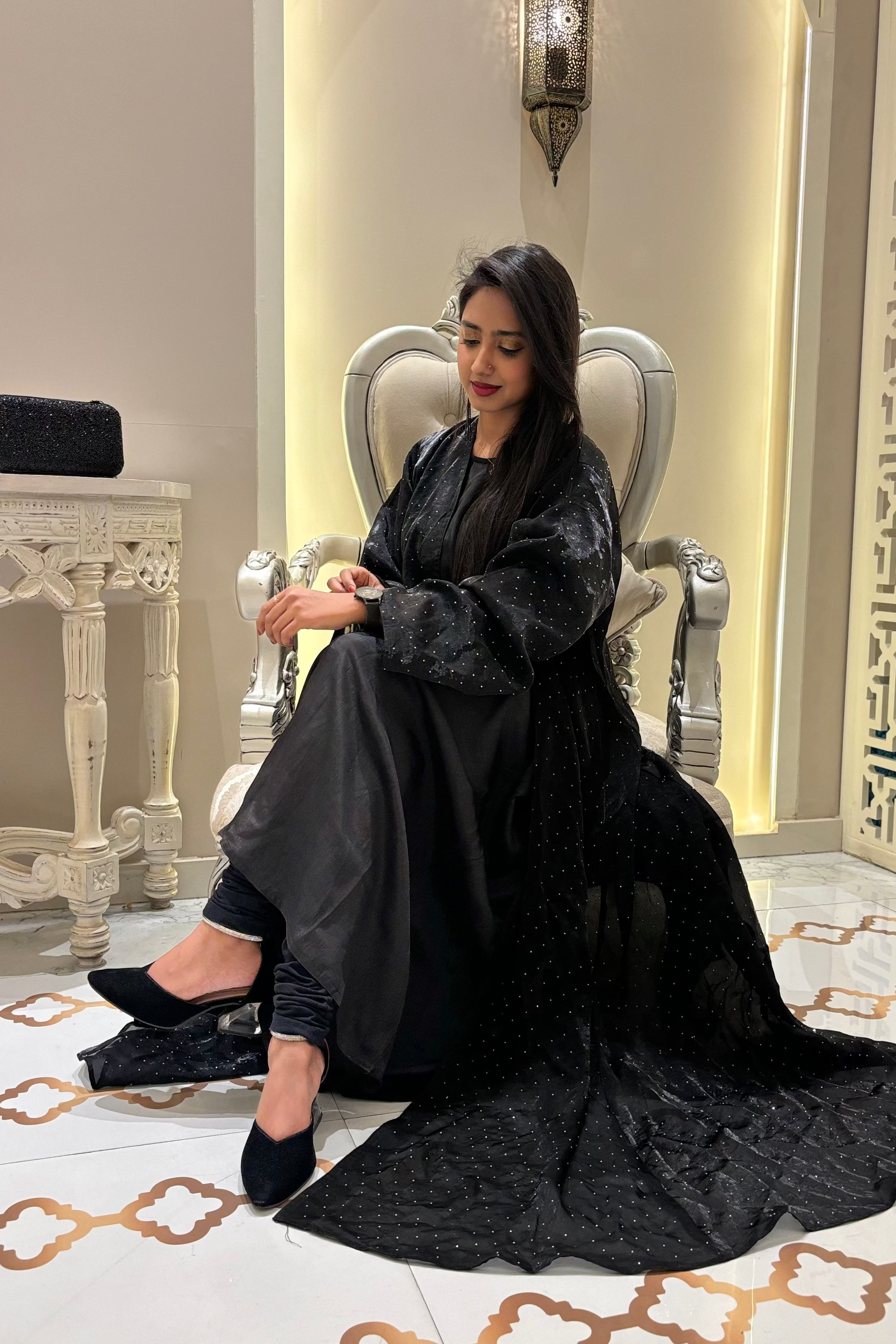 Abaya Maseera