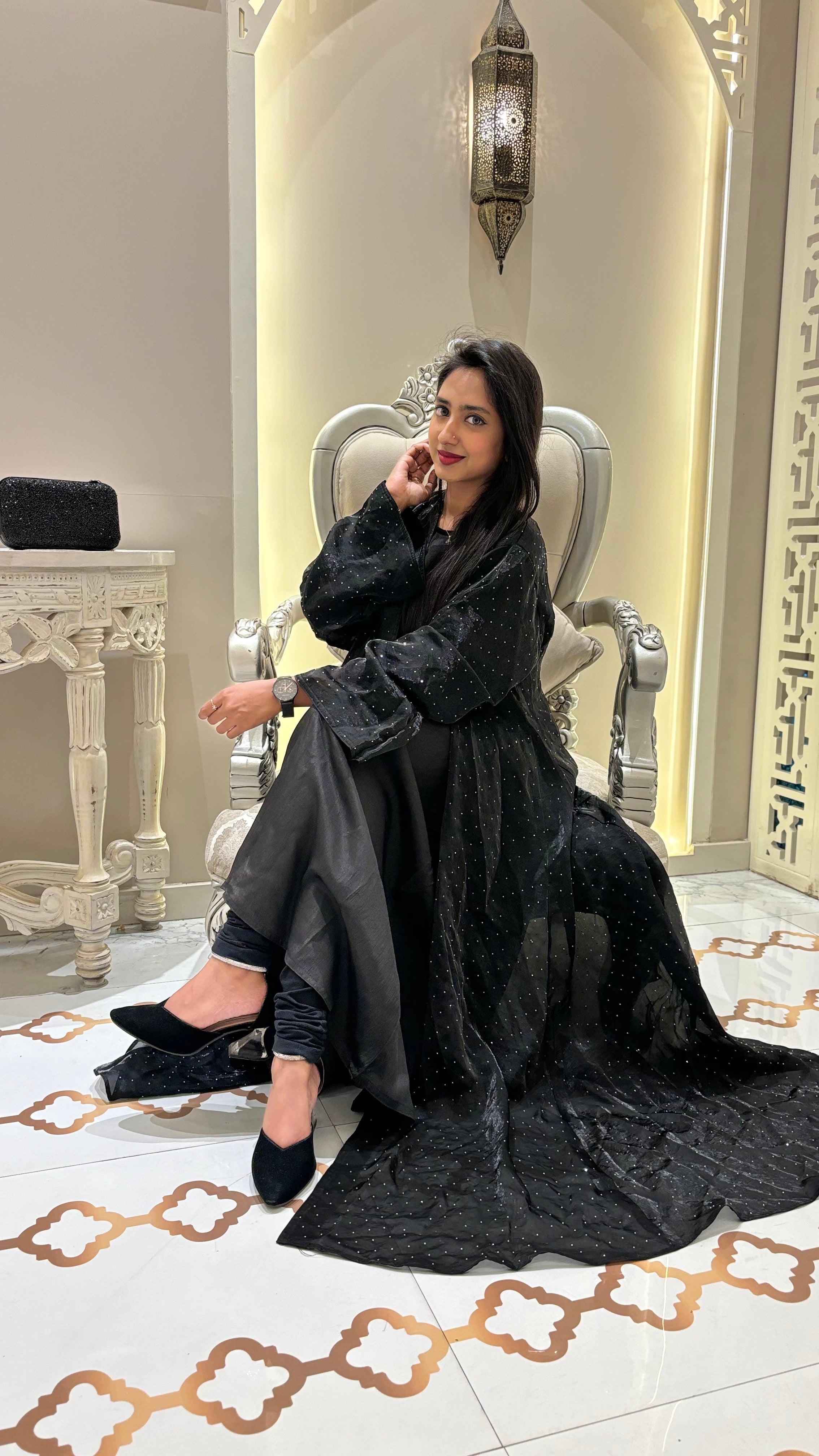 Abaya Maseera