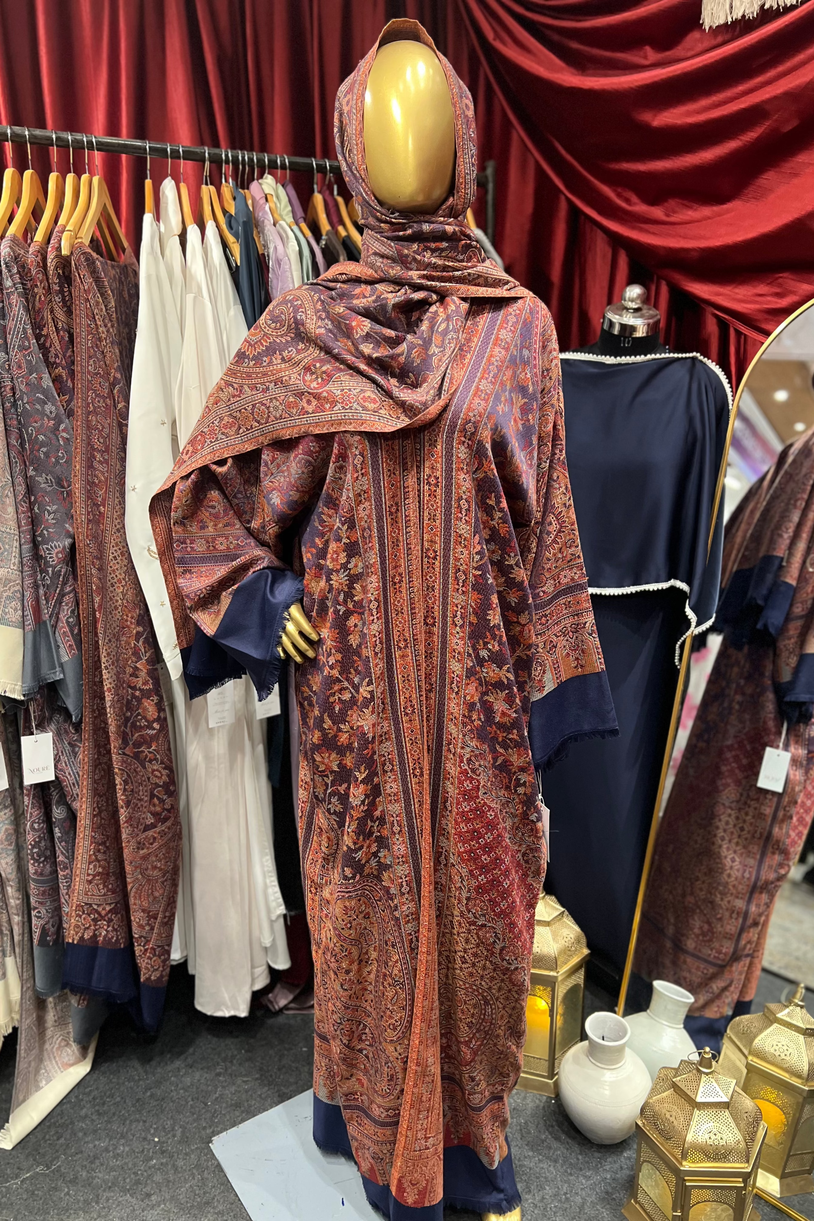 Pashmina abaya