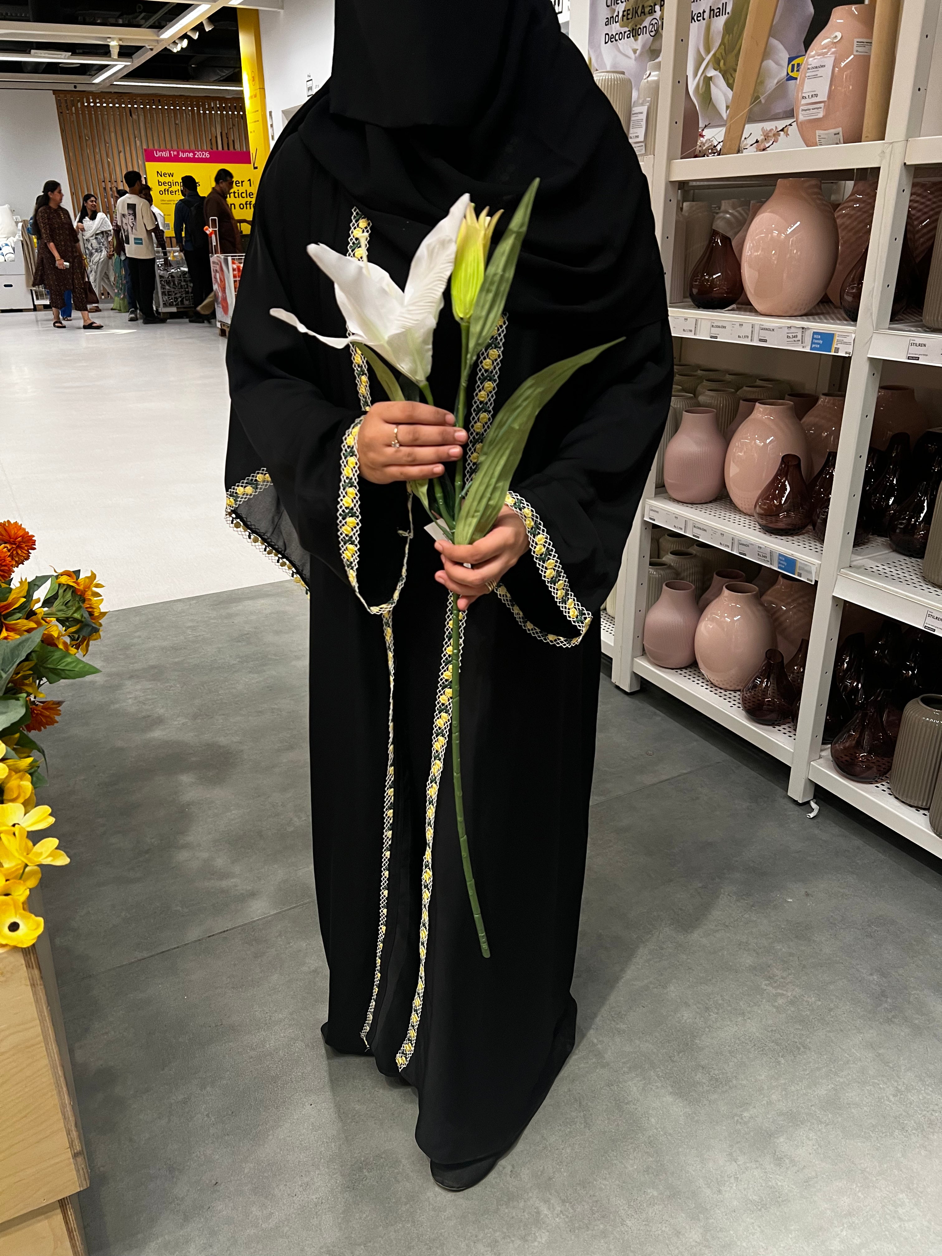 Tulip lace abaya