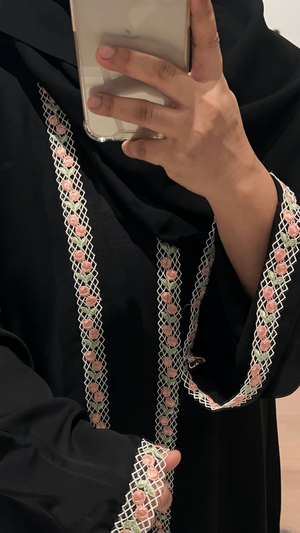 Tulip lace abaya- Pink