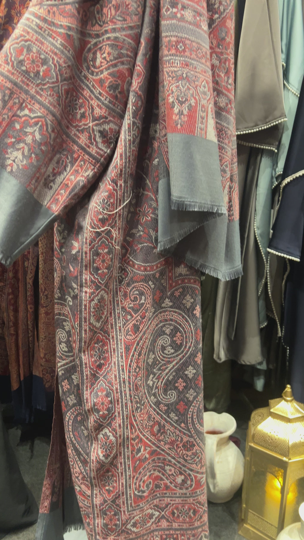 Pashmina abaya